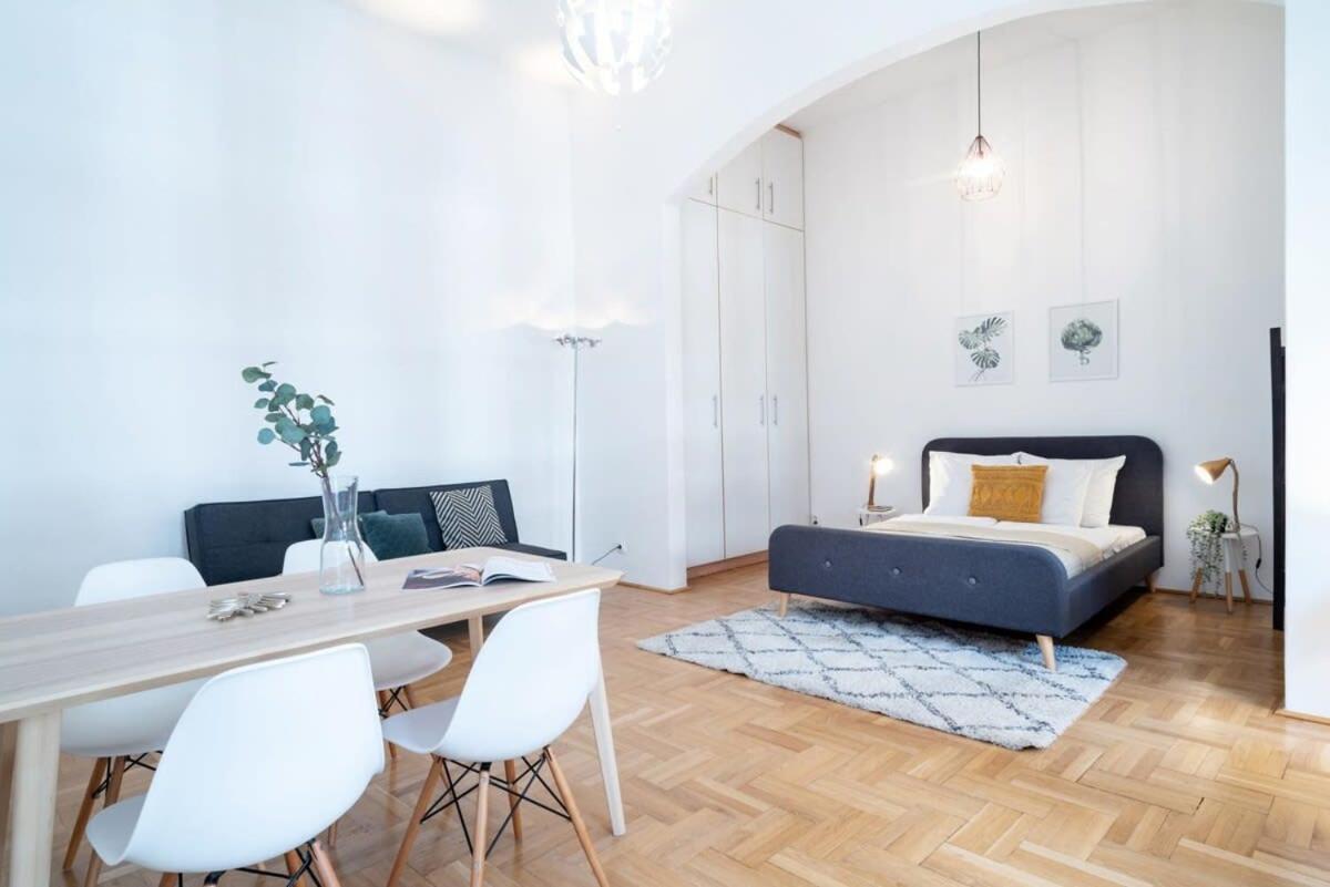 Lovely Downtown Apartment Close To The Basilica Budapešť Exteriér fotografie